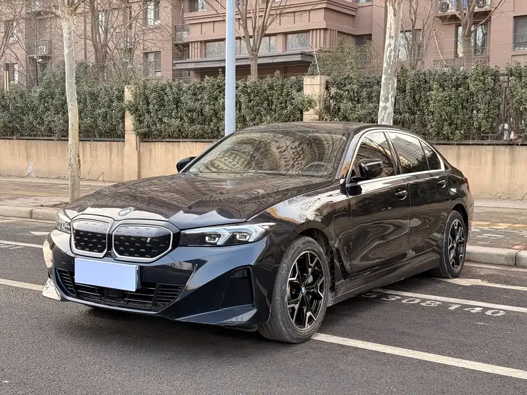 BMW i3 2025 из CN, фото 1