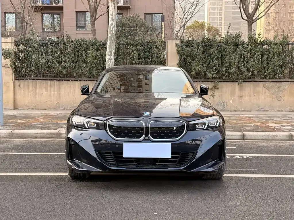 BMW i3 2025 из CN, фото 2