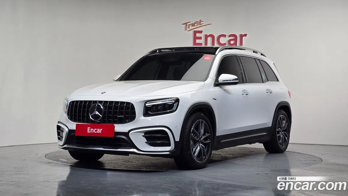 Mercedes-Benz GLB-Class — фото 1