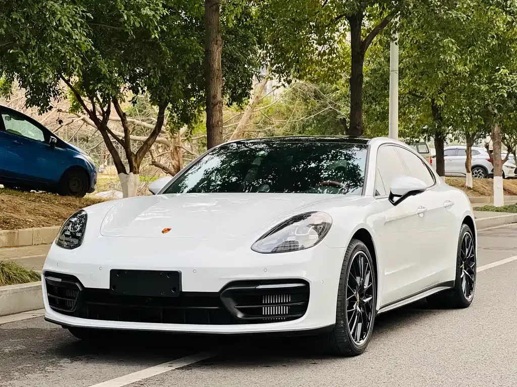 Porsche Panamera 2023 из CN, фото 1