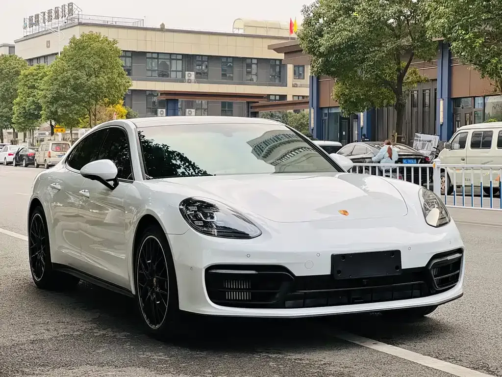 Porsche Panamera 2023 из CN, фото 9