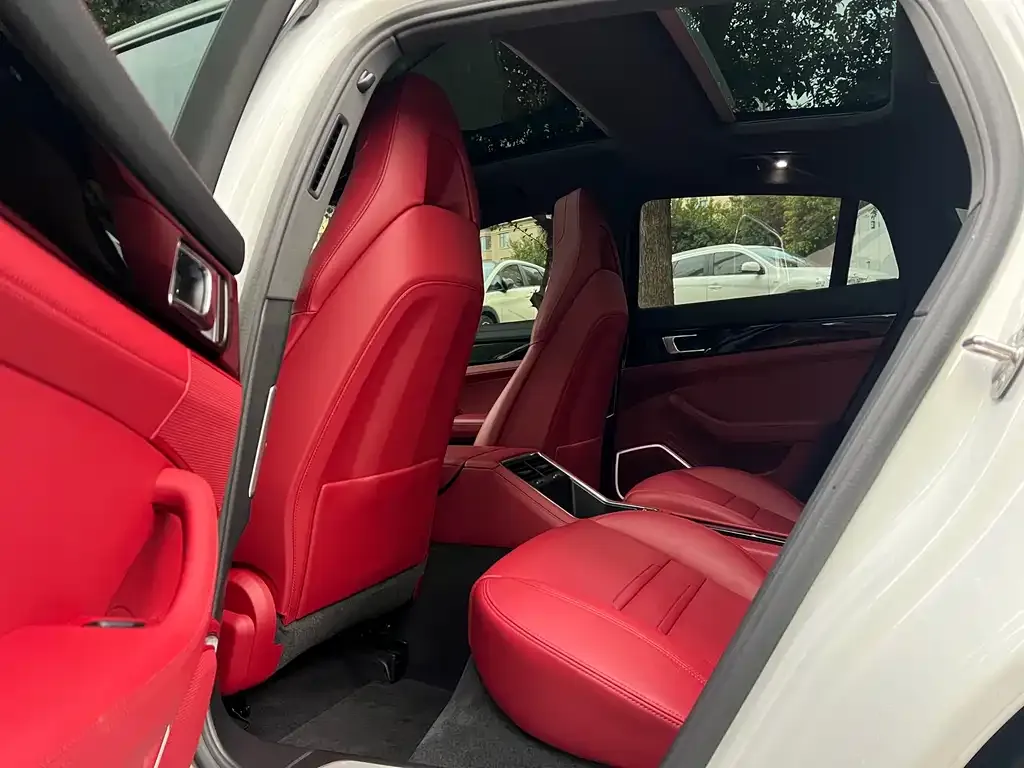 Porsche Panamera 2023 из CN, фото 2