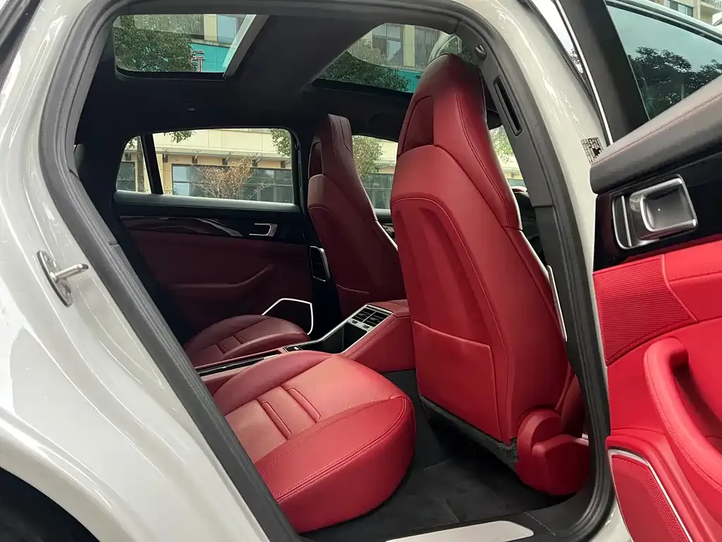 Porsche Panamera 2023 из CN, фото 3