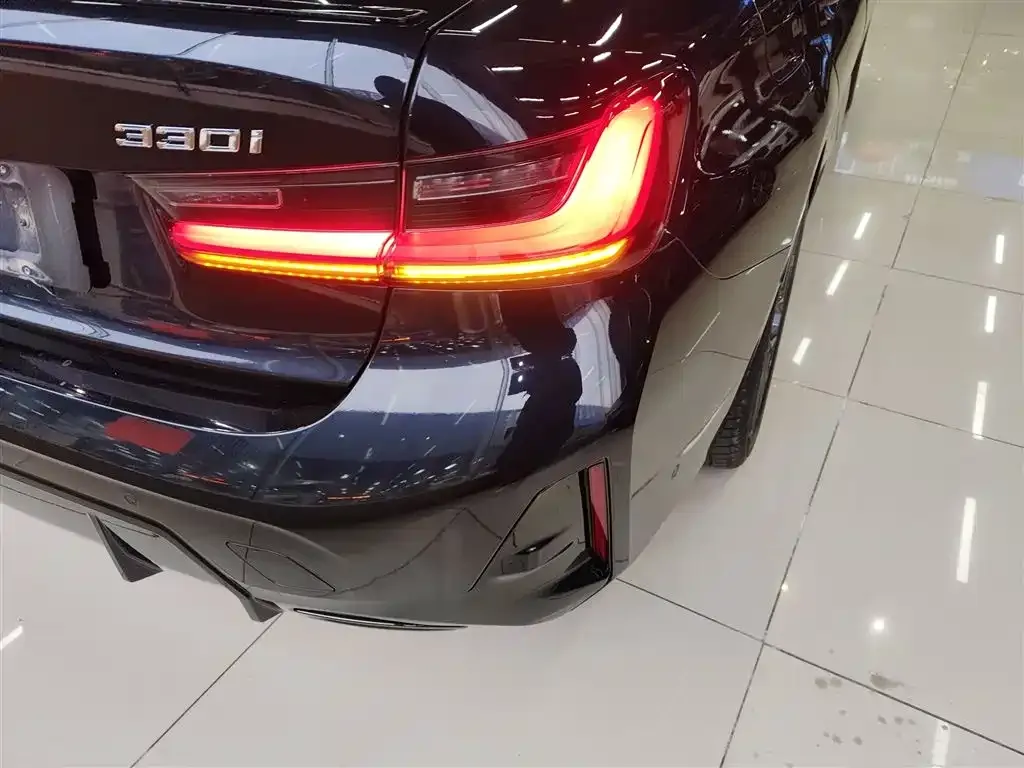 BMW 3 Series 2025 из CN, фото 7