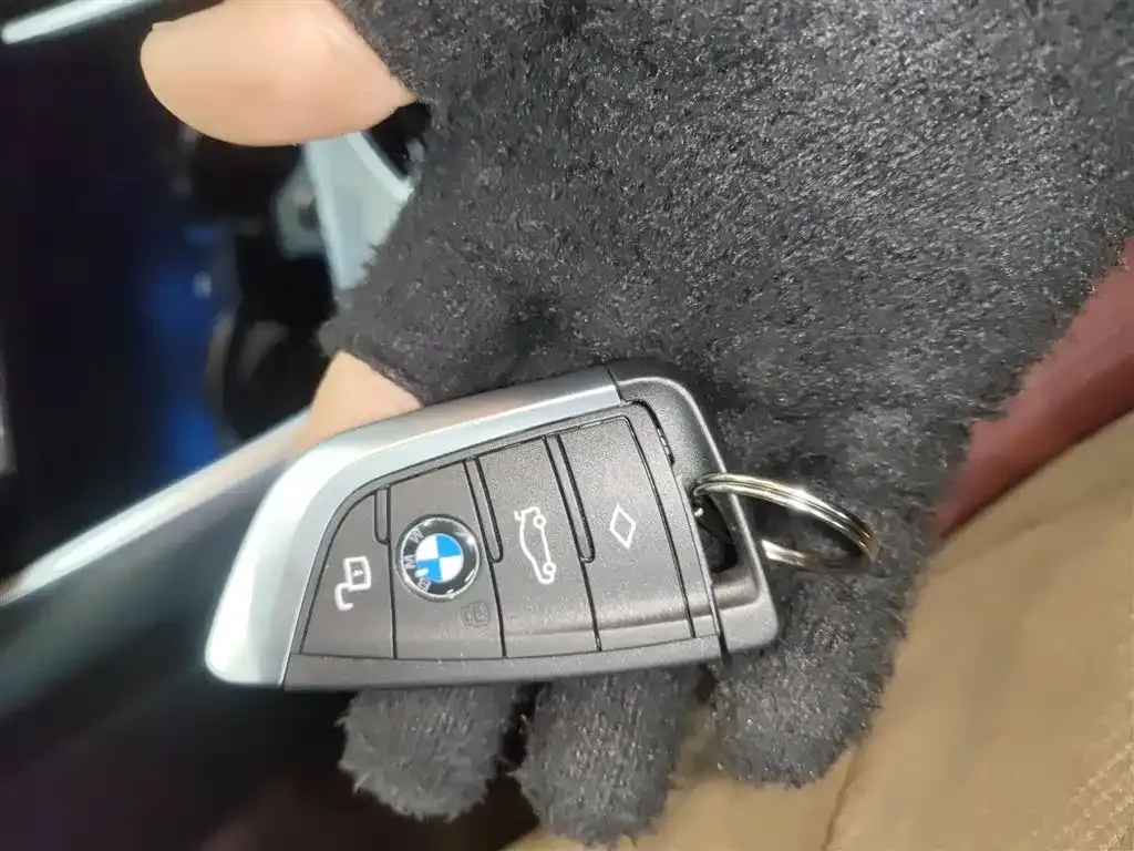 BMW 3 Series 2025 из CN, фото 10