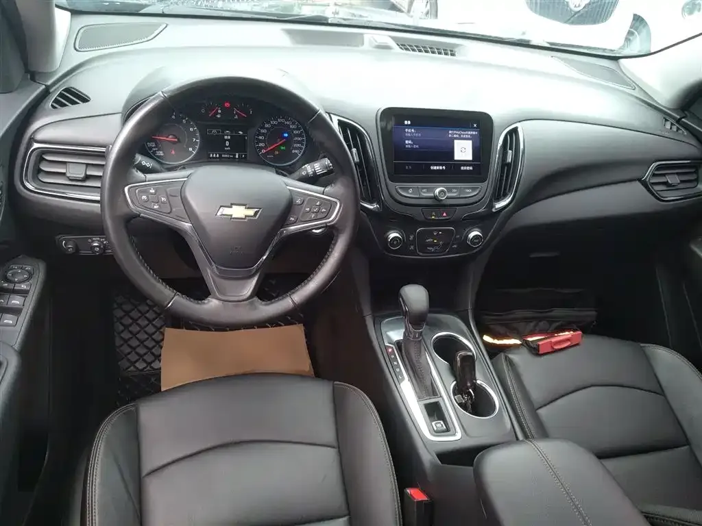 Chevrolet Equinox 2021 из CN, фото 6