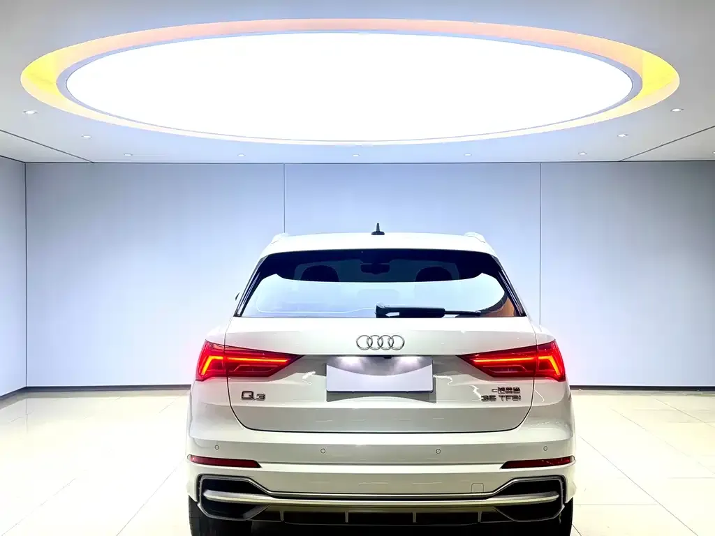 Audi Q3 2021 из CN, фото 8