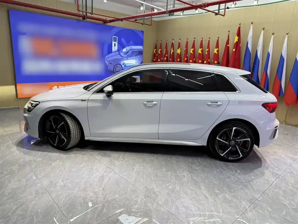 Audi A3 2021 из CN, фото 10