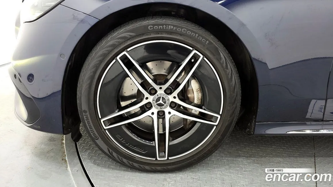 Mercedes-Benz E-Class 2024 из KR, фото 7