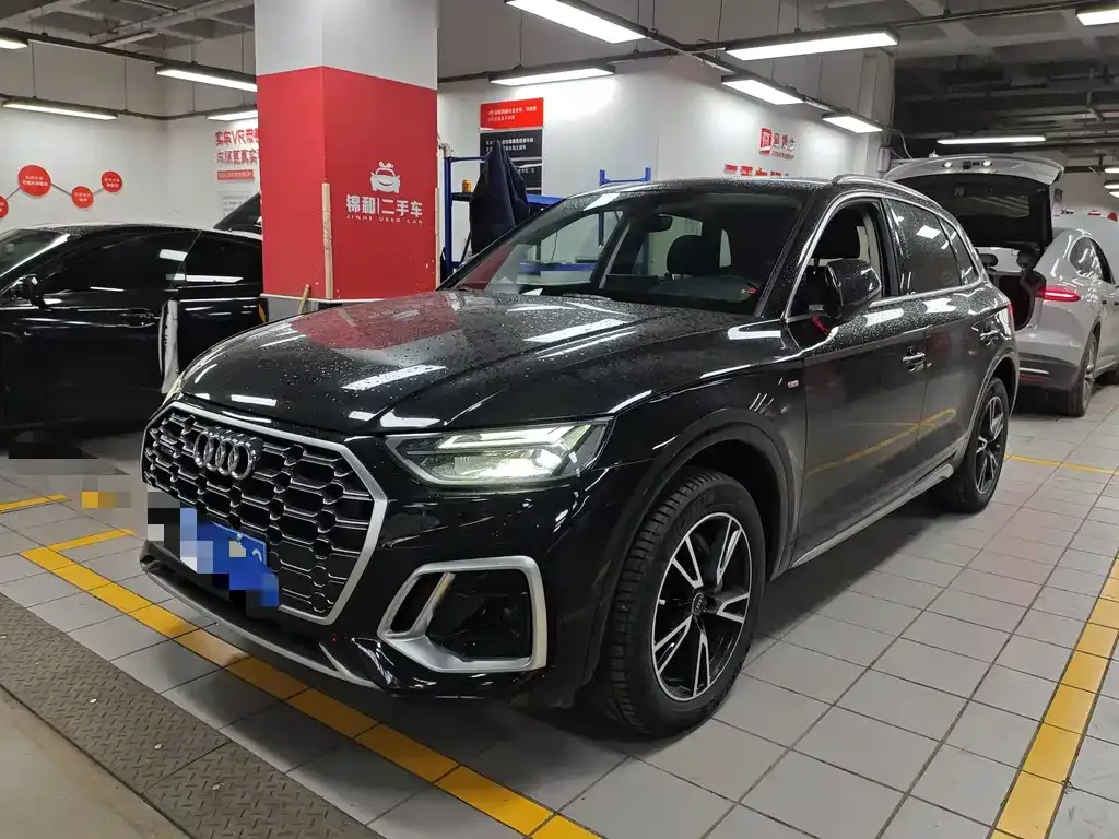 Audi Q5L 2022 из CN, фото 1