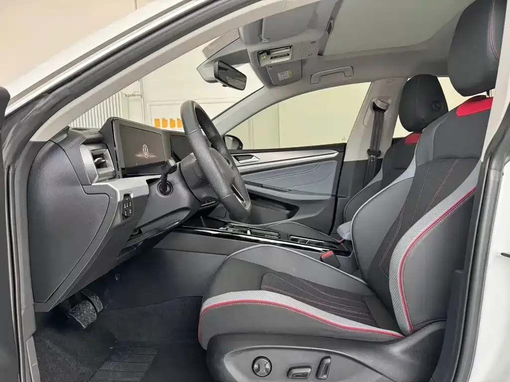 Volkswagen Lamando 2024 из CN, фото 4