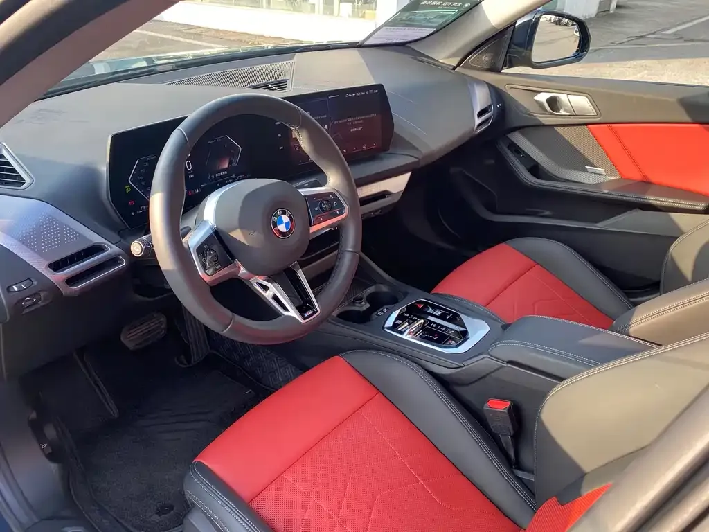 BMW 2 Series 2025 из CN, фото 8