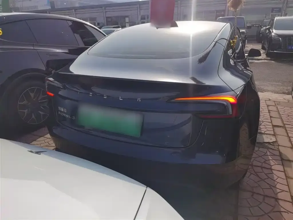 Tesla Model 3 2024 из CN, фото 2