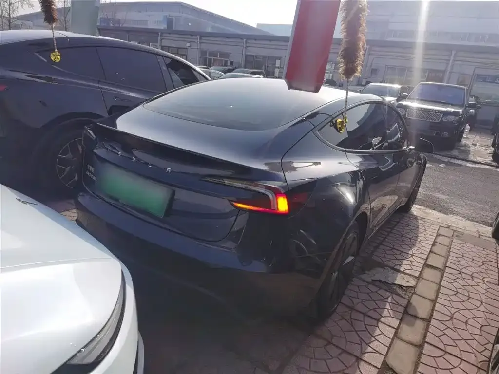 Tesla Model 3 2024 из CN, фото 3