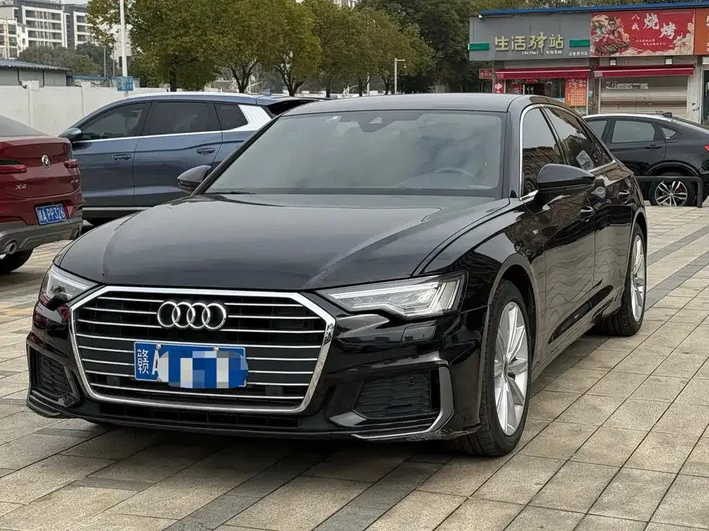 Audi A6L 2022 из CN, фото 1