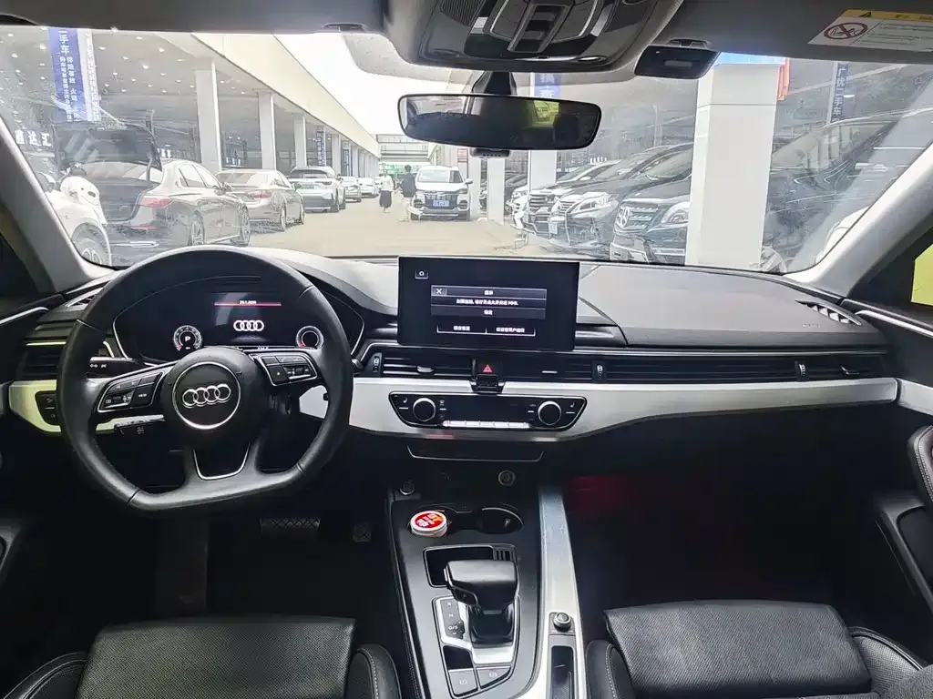 Audi A4L 2023 из CN, фото 7