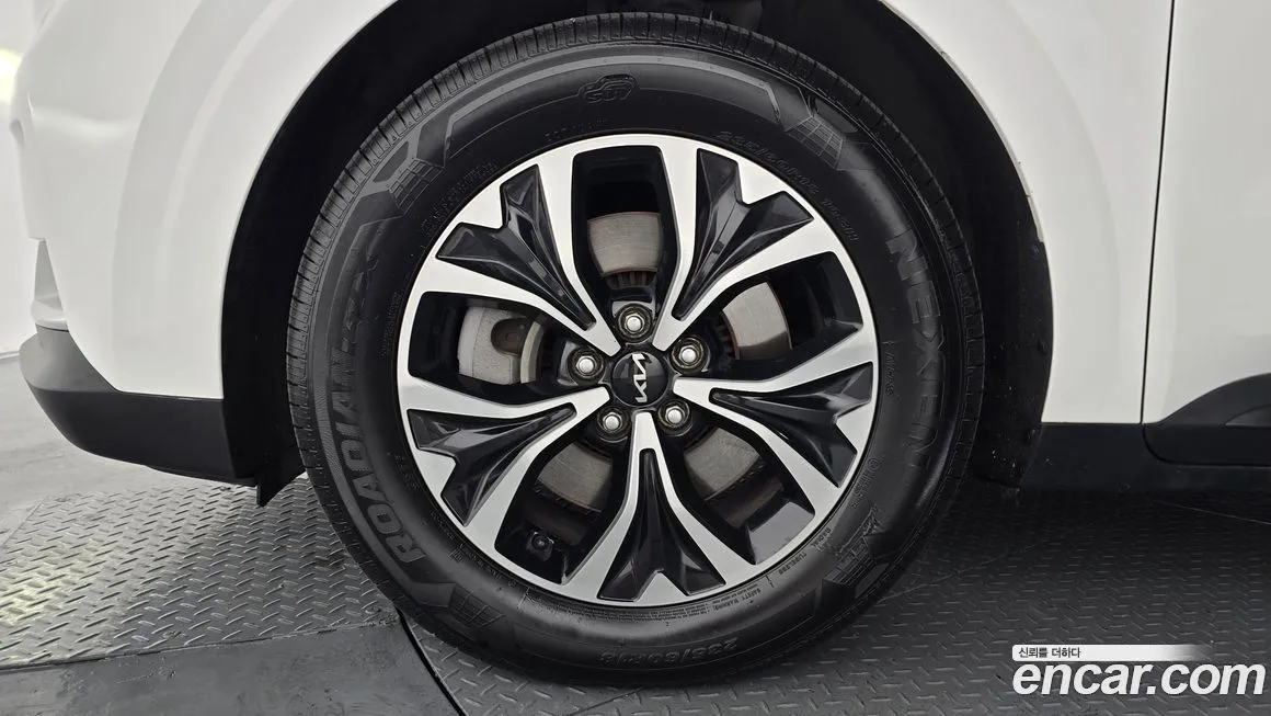 Kia Carnival 2023 из KR, фото 6