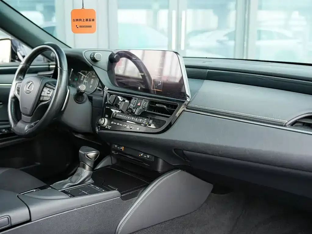 Lexus ES 2022 из CN, фото 2