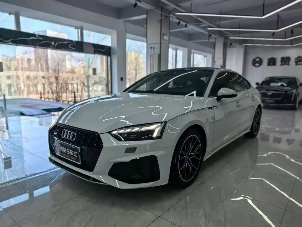 Audi A5 (Import) 2021 из CN, фото 1