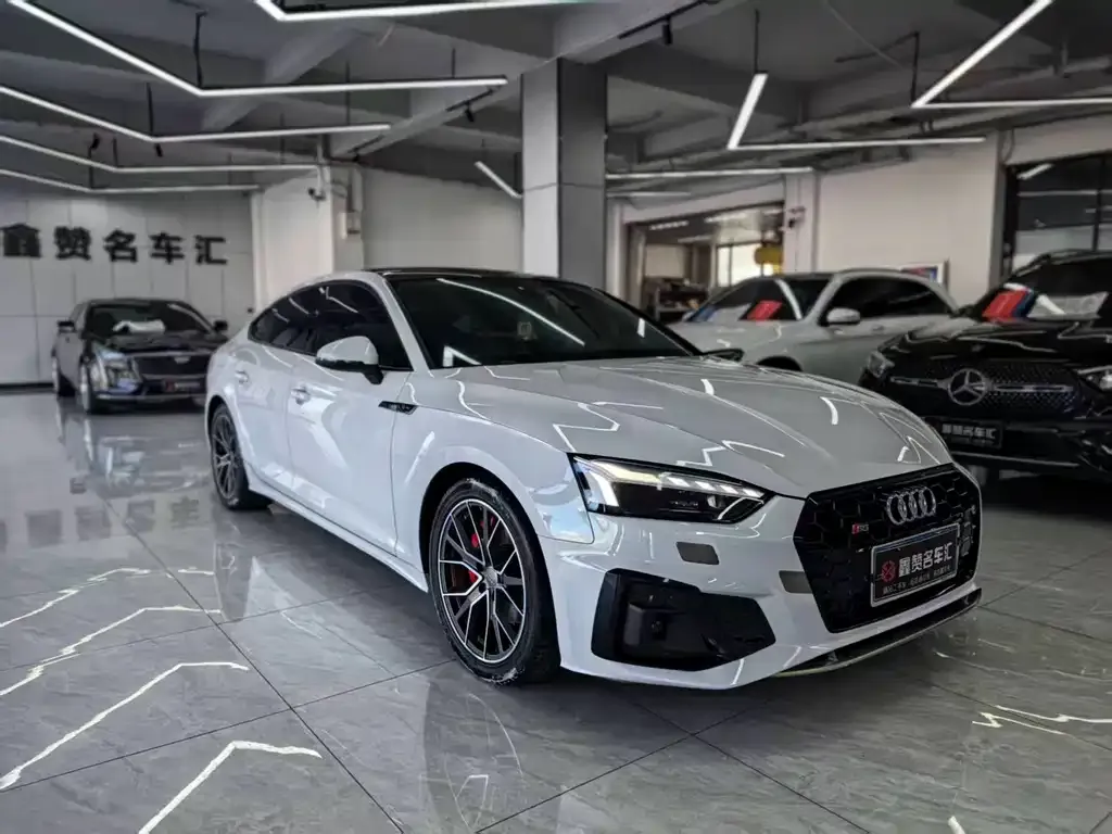 Audi A5 (Import) 2021 из CN, фото 2