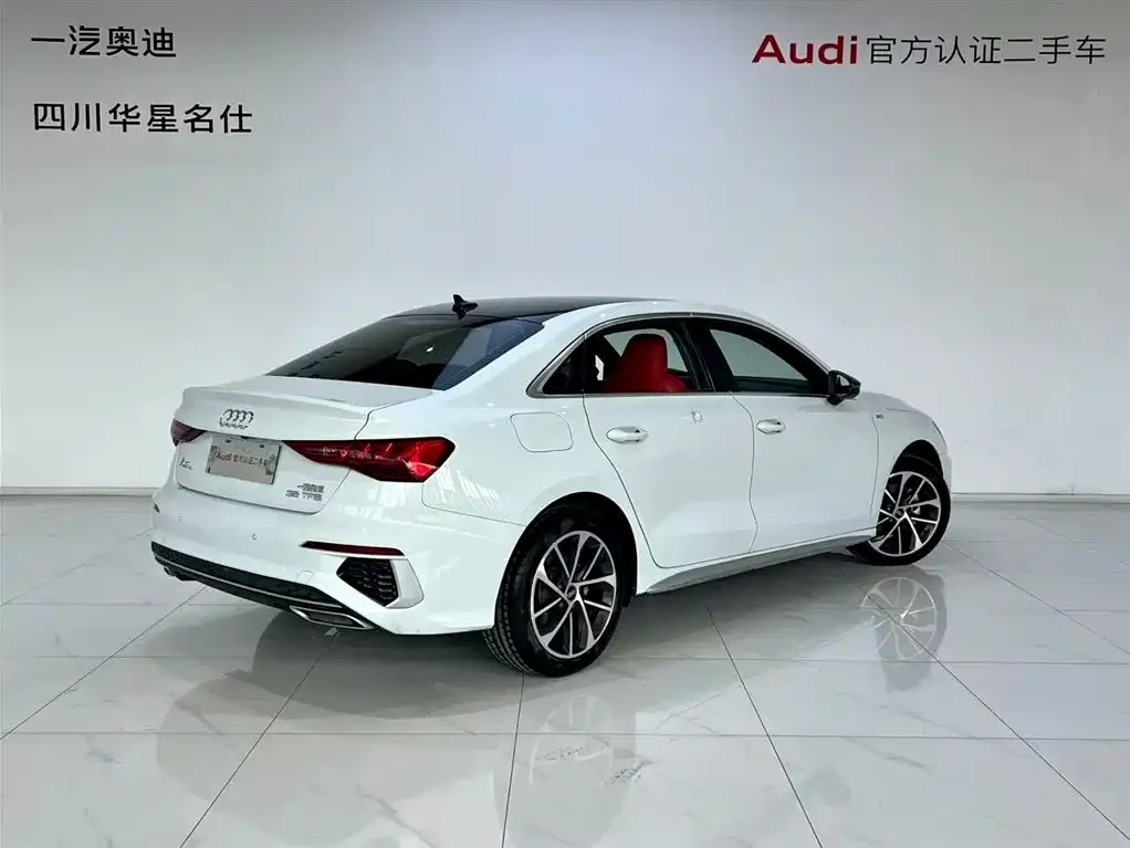 Audi A3 2023 из CN, фото 4