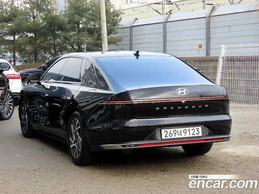 Hyundai Grandeur 2023 из KR, фото 5