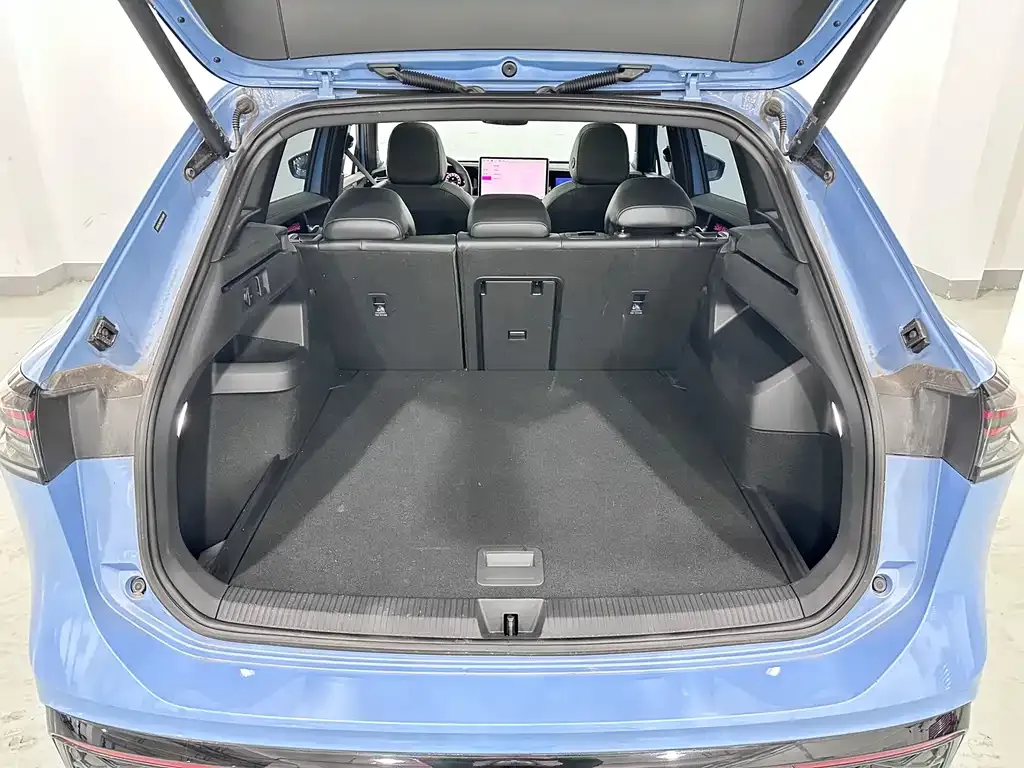 Volkswagen Tiguan L 2024 из CN, фото 9