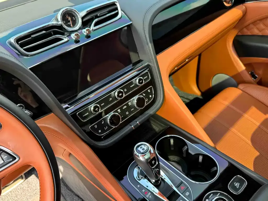 Bentley Bentayga 2021 из CN, фото 5