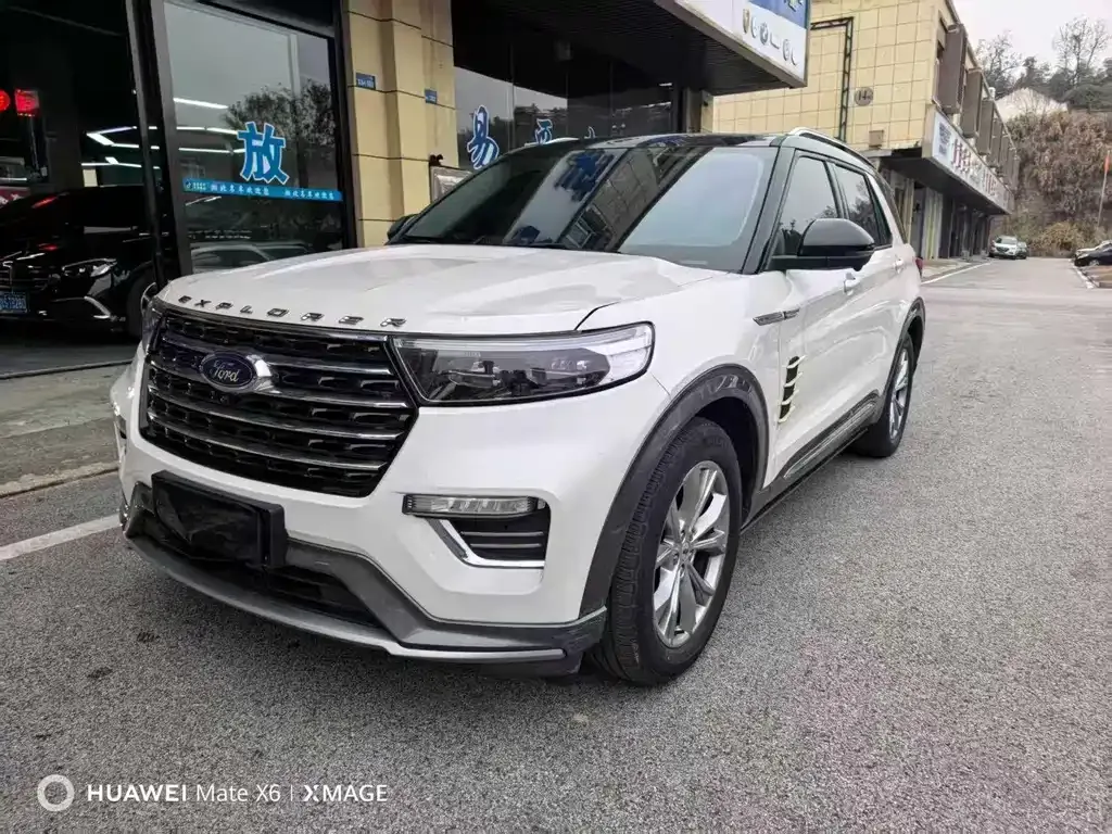 Ford Explorer 2021 из CN, фото 1