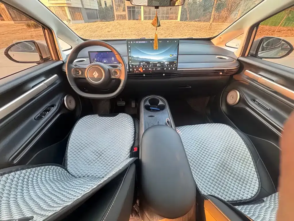 Baojun Yunduo 2024 из CN, фото 10