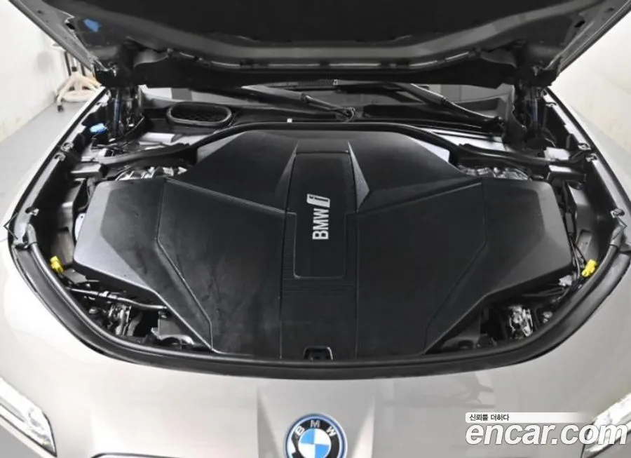 BMW i7 — фото 2