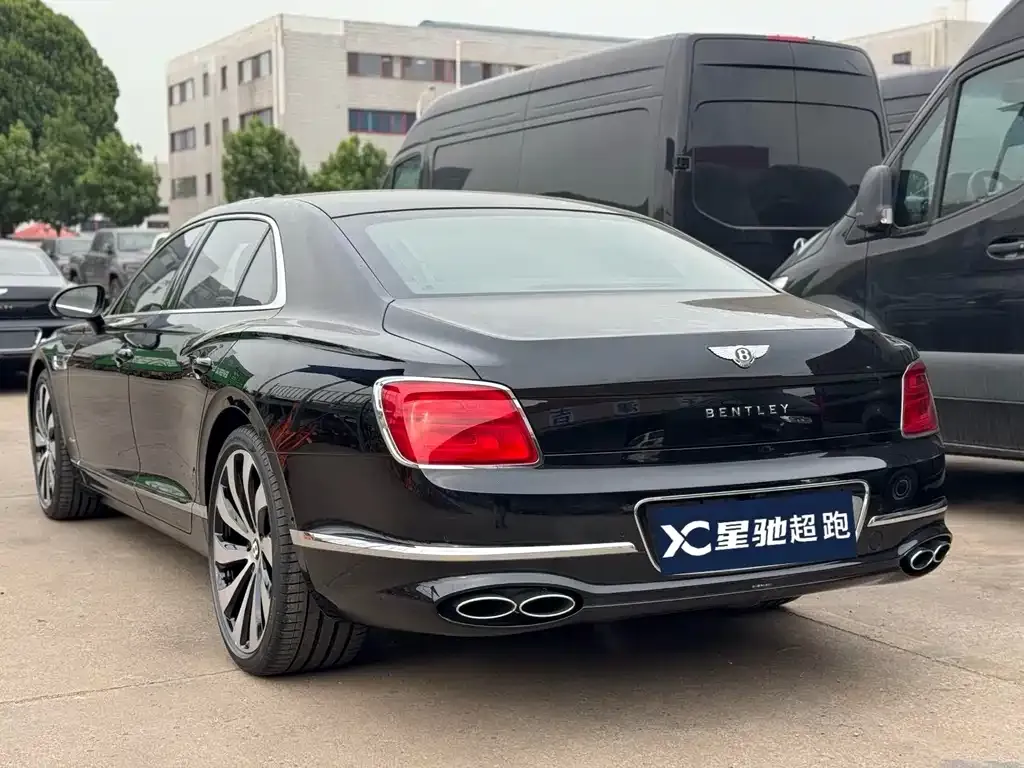 Bentley Flying Spur 2021 из CN, фото 3