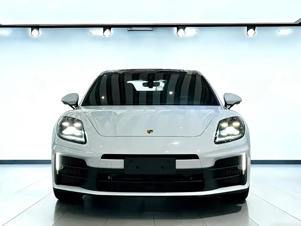 Porsche Panamera 2025 из CN, фото 6