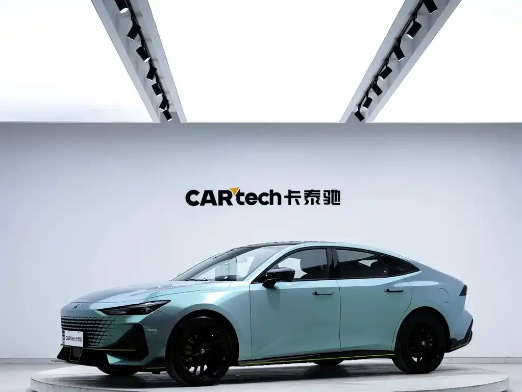 Changan UNI-V 2023 из CN, фото 1
