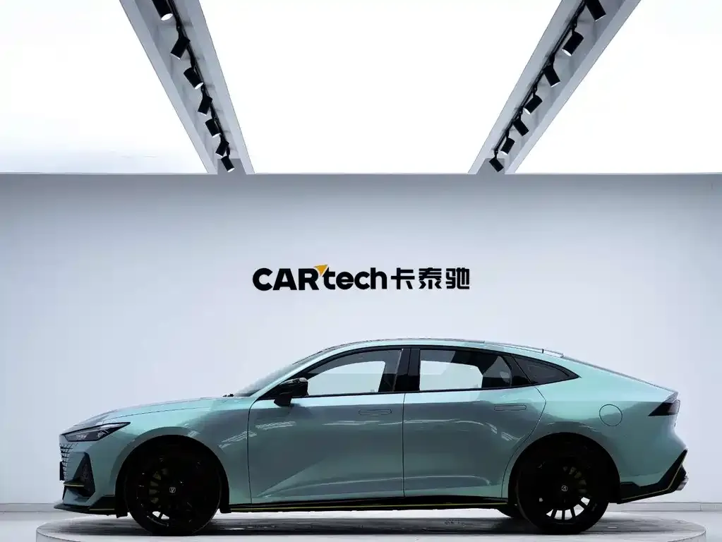 Changan UNI-V 2023 из CN, фото 2