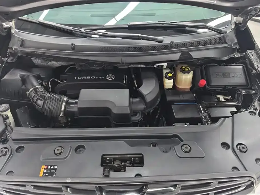 Buick GL8 2021 из CN, фото 5