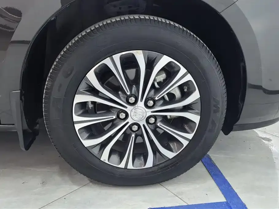Buick GL8 2021 из CN, фото 7