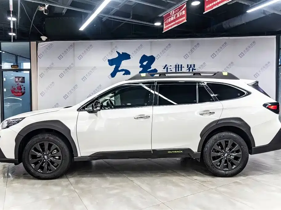 Subaru Outback 2023 из CN, фото 2