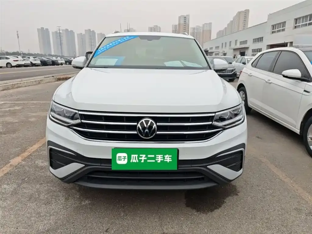 Volkswagen Tiguan L 2023 из CN, фото 7