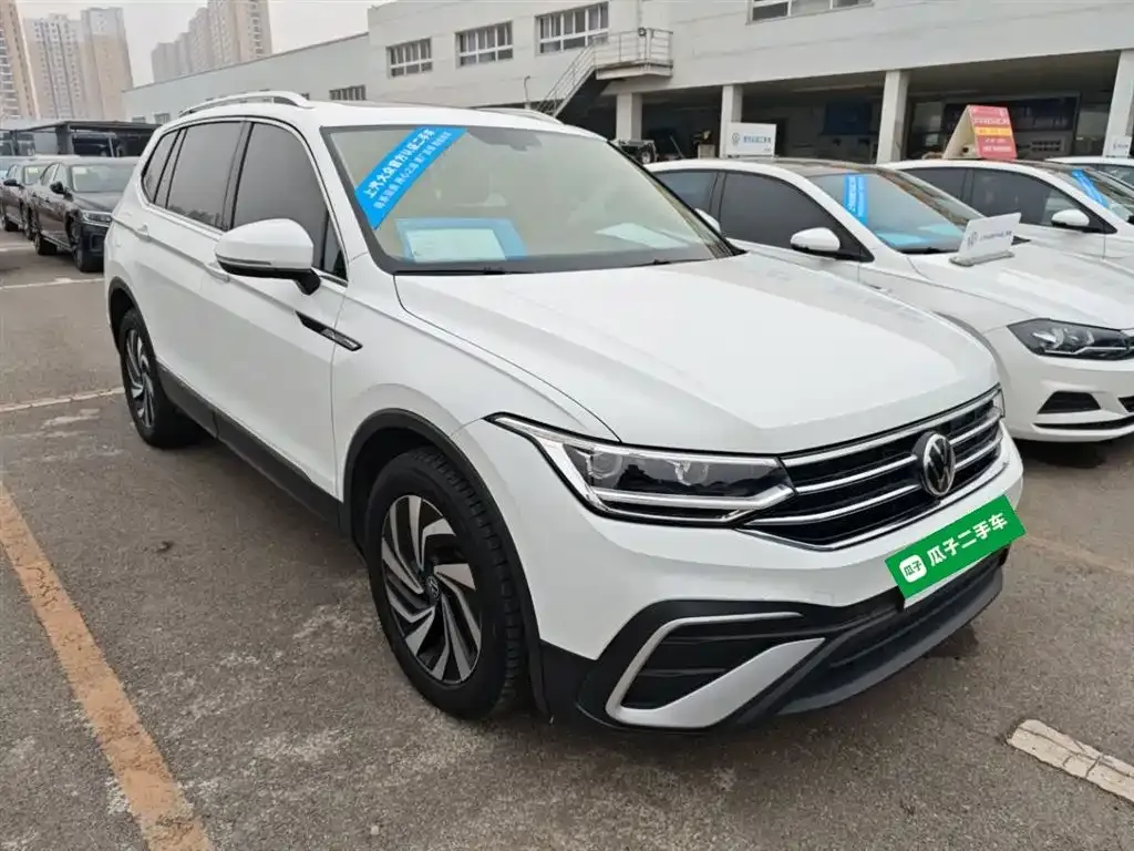 Volkswagen Tiguan L 2023 из CN, фото 5