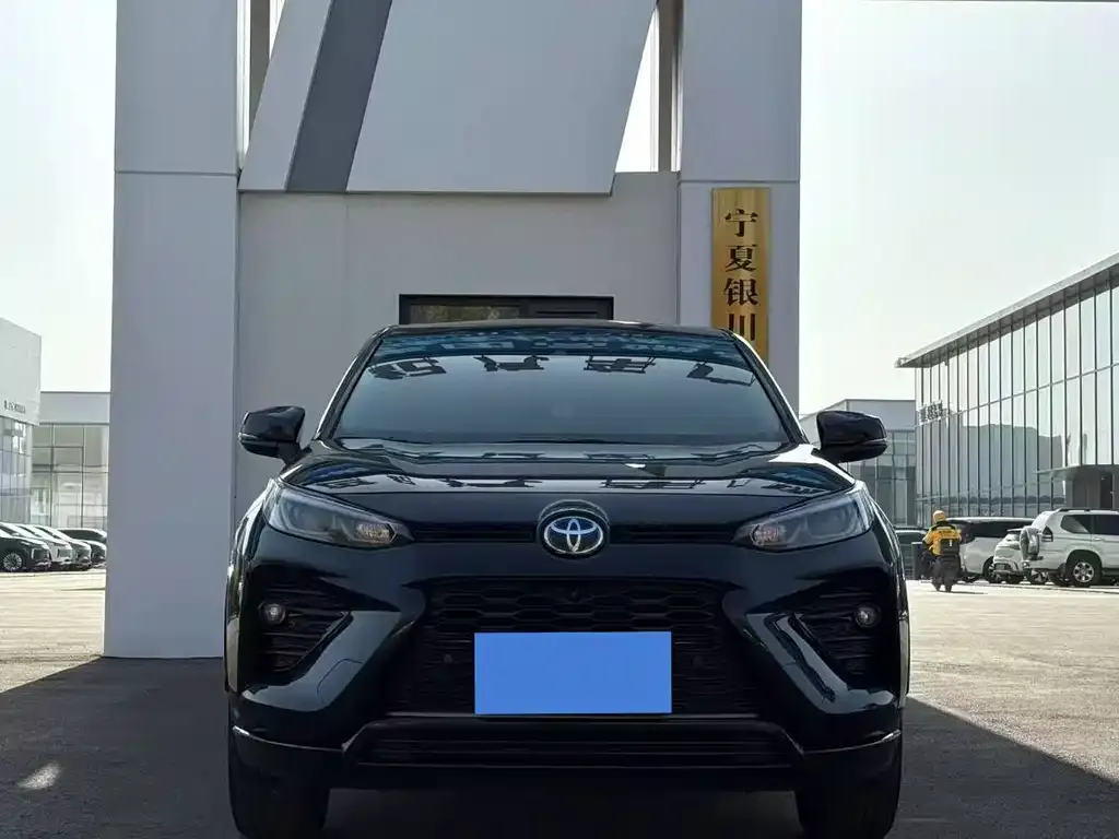 Toyota Wildlander 2023 из CN, фото 2