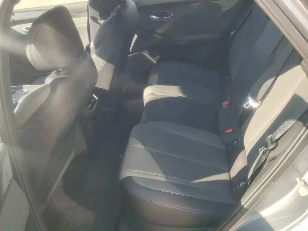BYD Qin L 2025 из CN, фото 4