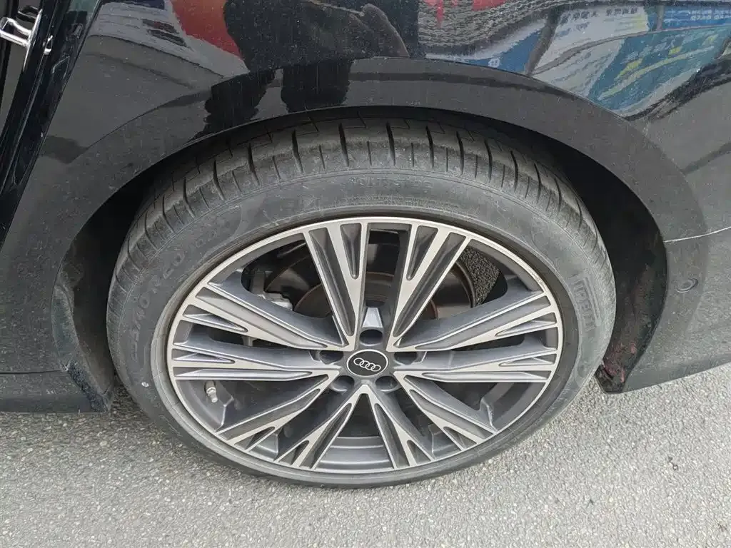 Audi A6L 2023 из CN, фото 7