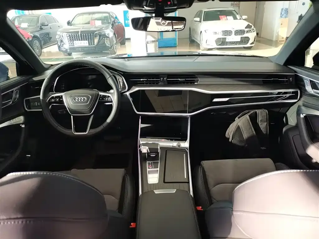Audi A6L 2024 из CN, фото 8