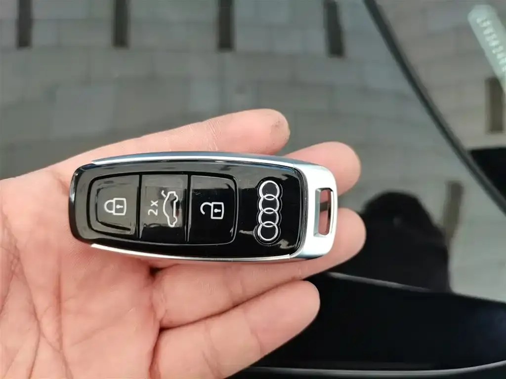 Audi A6L 2024 из CN, фото 3