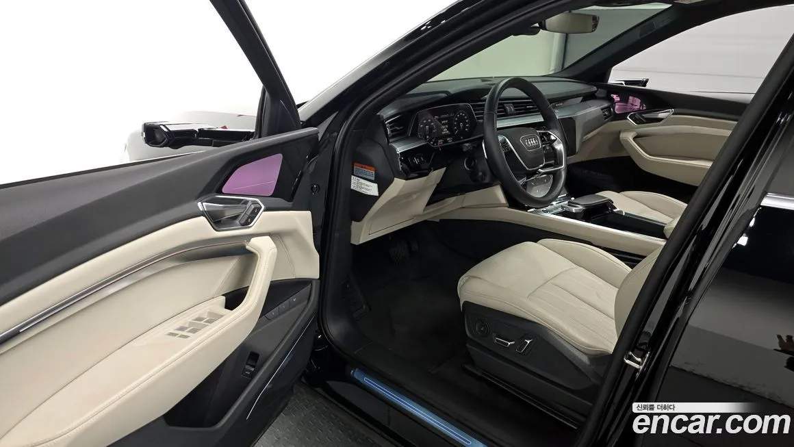 Audi e-tron 2023 из KR, фото 7