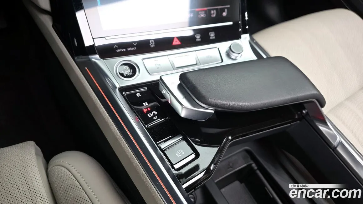 Audi e-tron 2023 из KR, фото 9