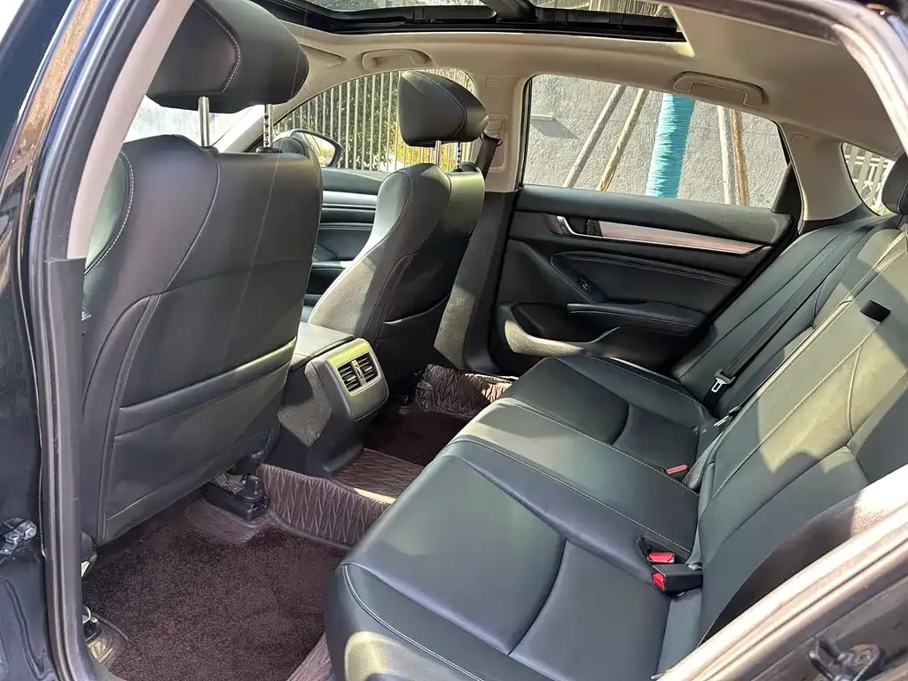Honda Inspire 2021 из CN, фото 10