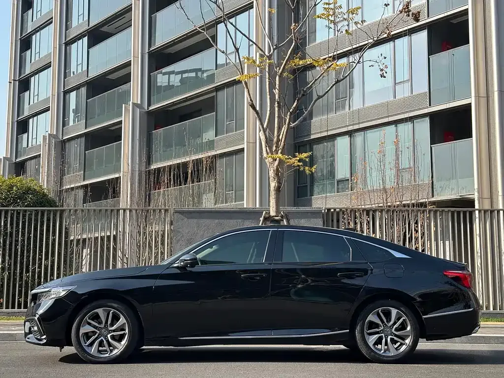 Honda Inspire 2021 из CN, фото 4