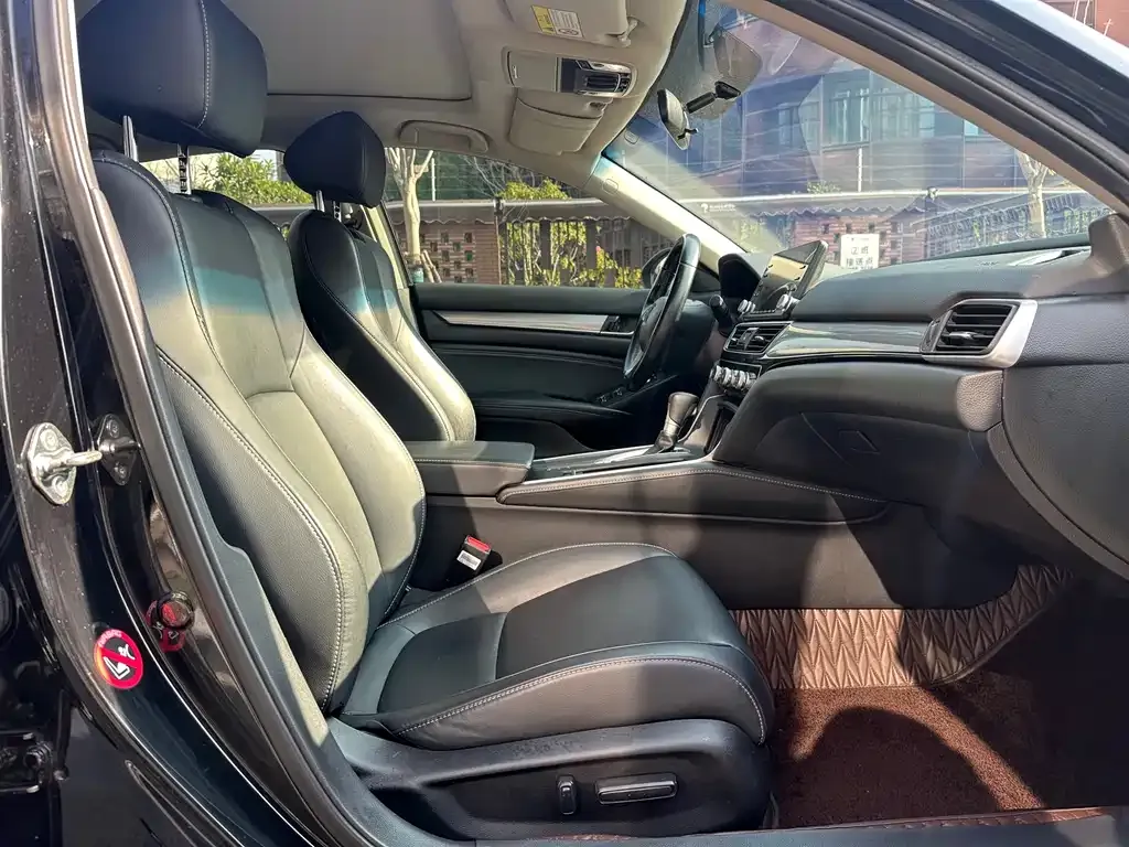 Honda Inspire 2021 из CN, фото 7